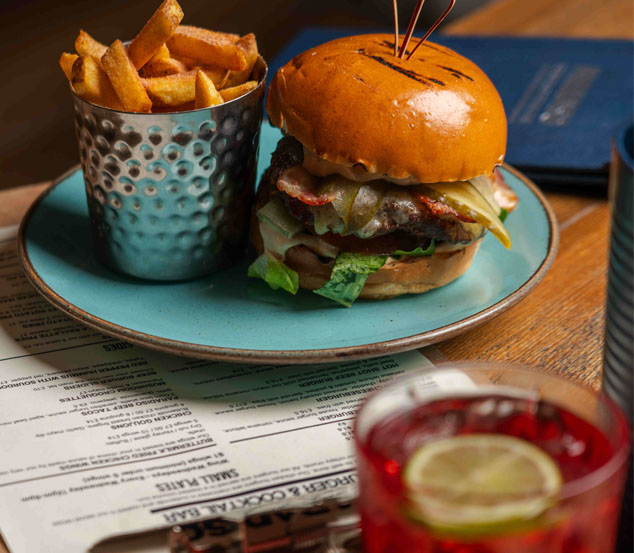 Burger at Paradiso , Marsha